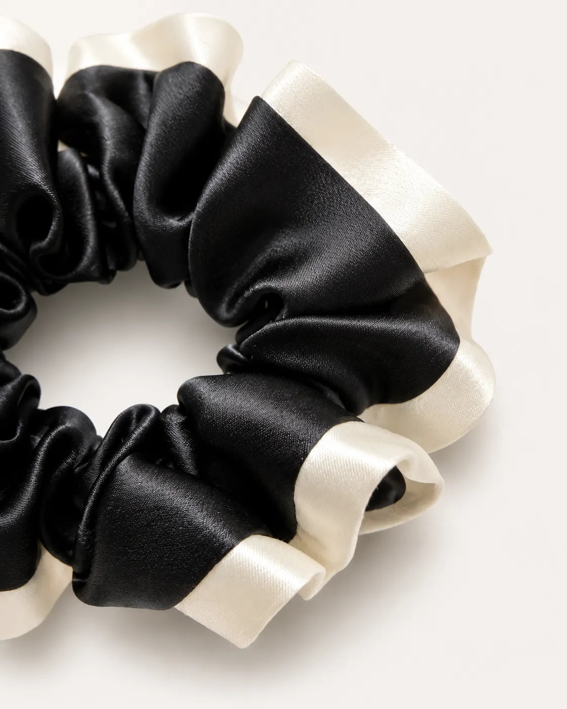 22 Momme Two-Tone Mulberry Silk Scrunchie