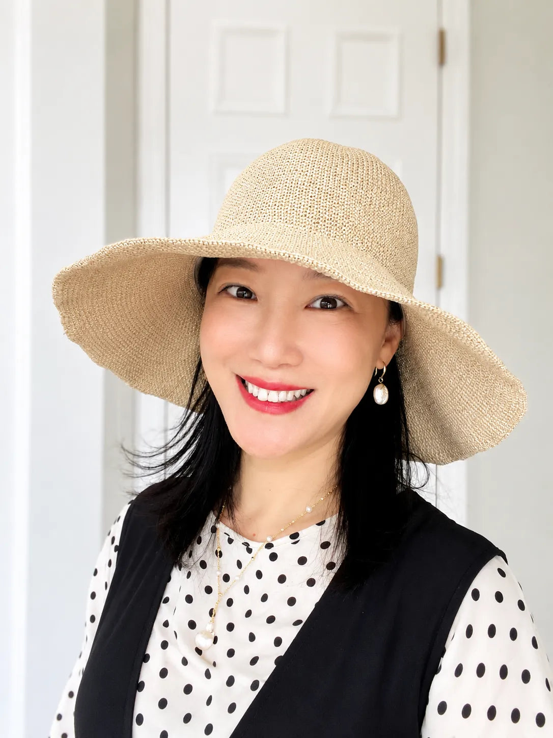 Magic Foldable Pocket Wide-Brim Straw Hat