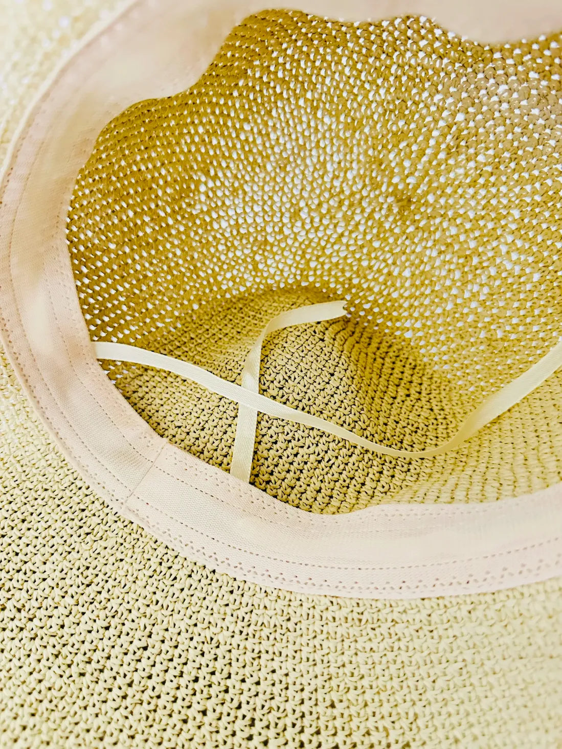 Magic Foldable Pocket Wide-Brim Straw Hat